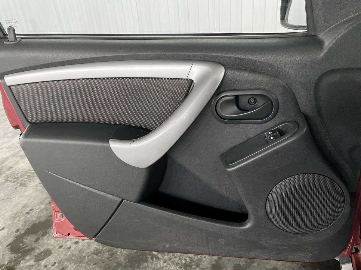 Купить Renault Duster с пробегом. Фото: #16