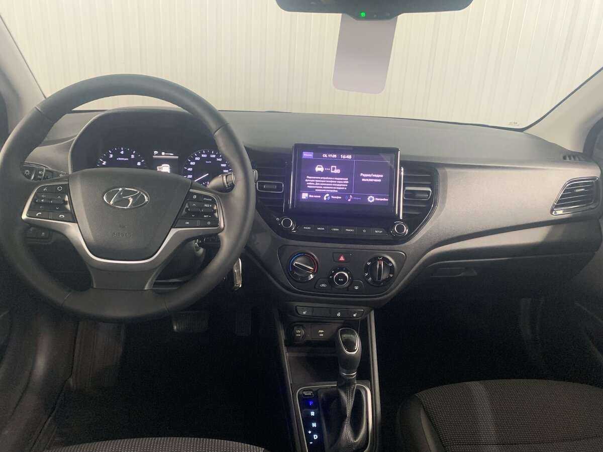 Купить Hyundai Solaris с пробегом. Фото: #8