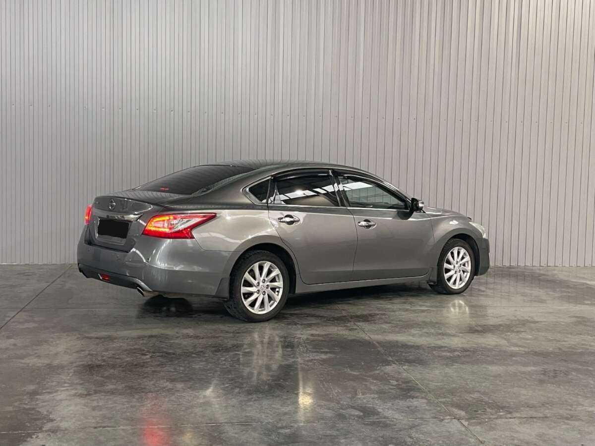 Купить Nissan Teana с пробегом. Фото: #4