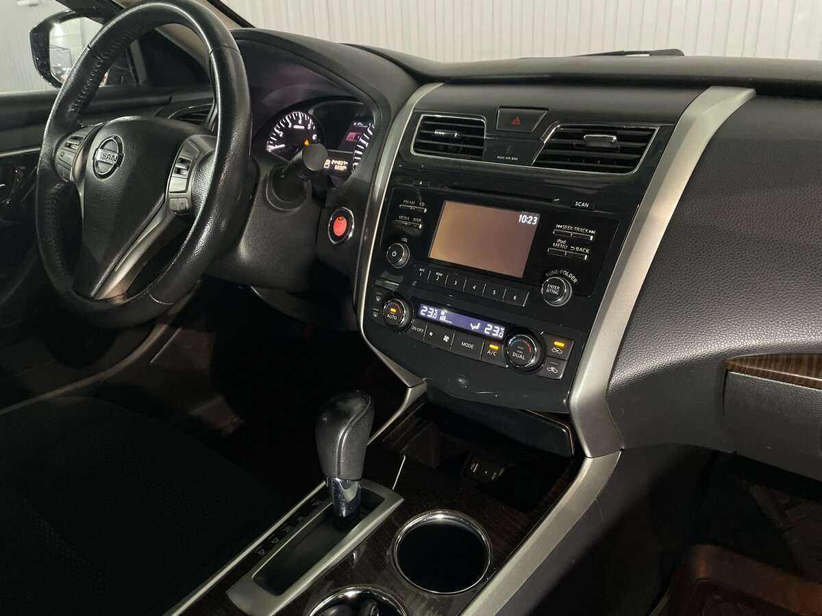 Купить Nissan Teana с пробегом. Фото: #13