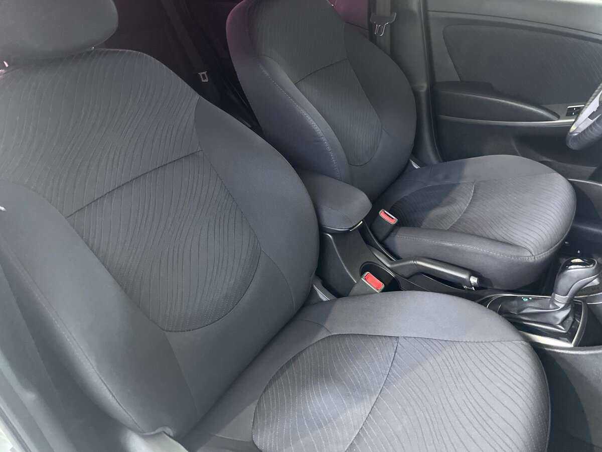 Купить Hyundai Solaris с пробегом. Фото: #17