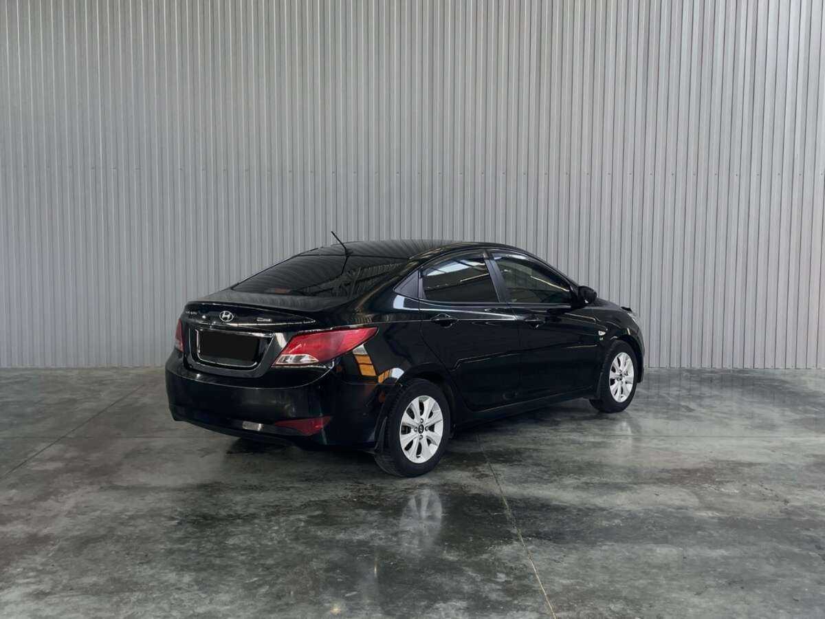 Купить Hyundai Solaris с пробегом. Фото: #4