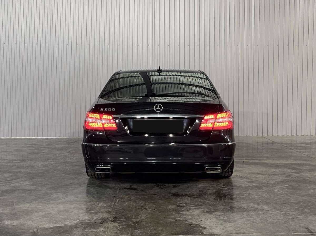 Купить Mercedes-Benz E-Класс с пробегом. Фото: #4