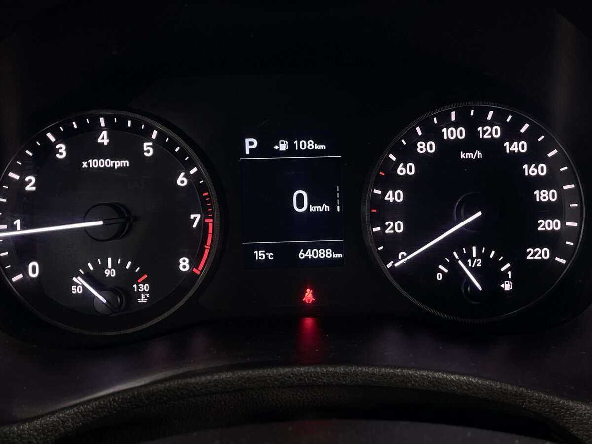 Купить Hyundai Solaris с пробегом. Фото: #11