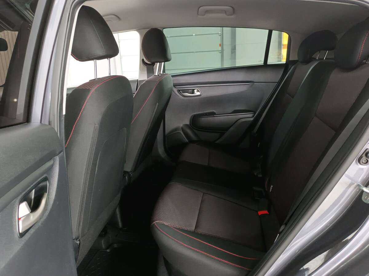 Купить Kia Rio с пробегом. Фото: #18