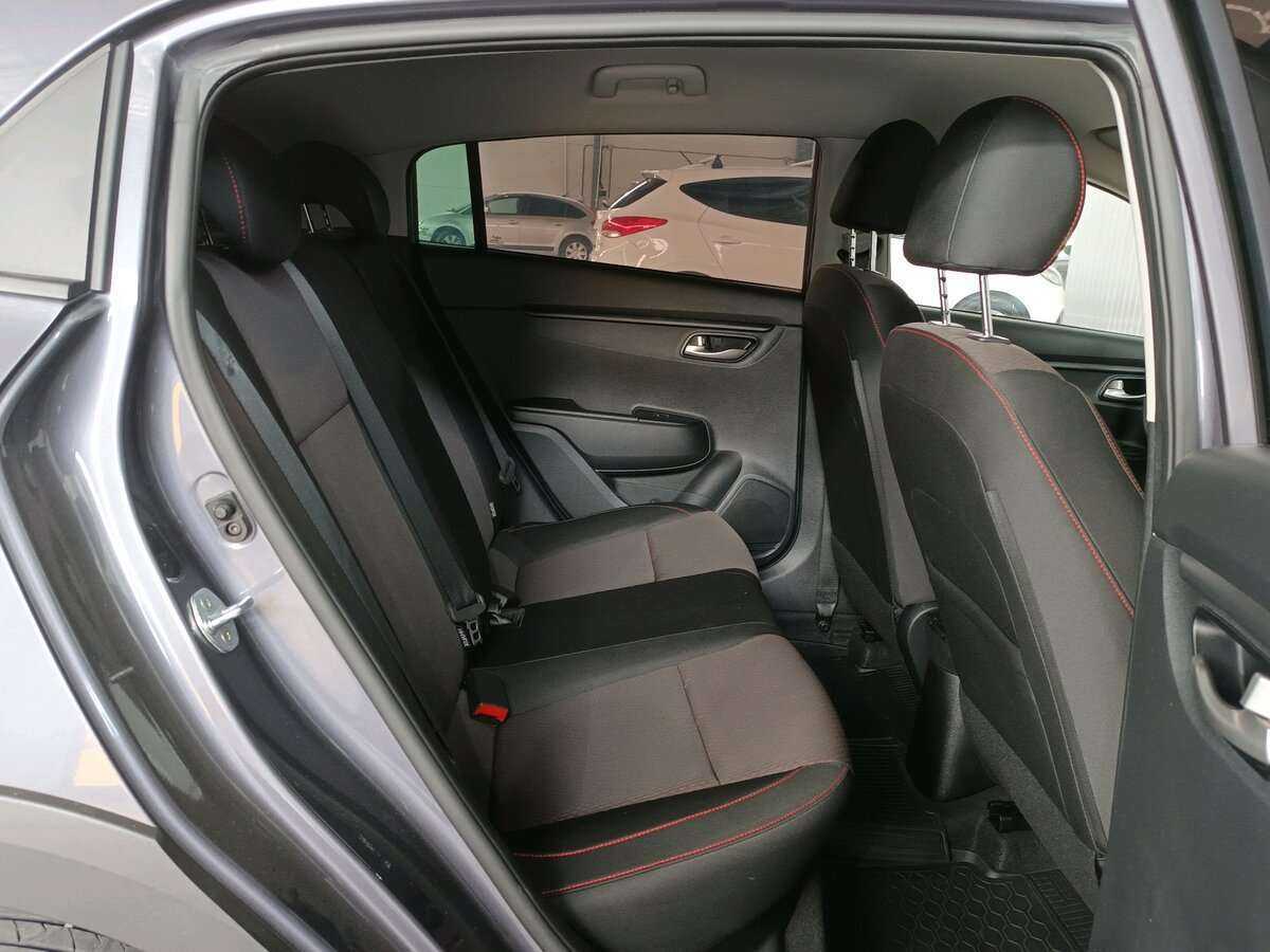 Купить Kia Rio с пробегом. Фото: #19