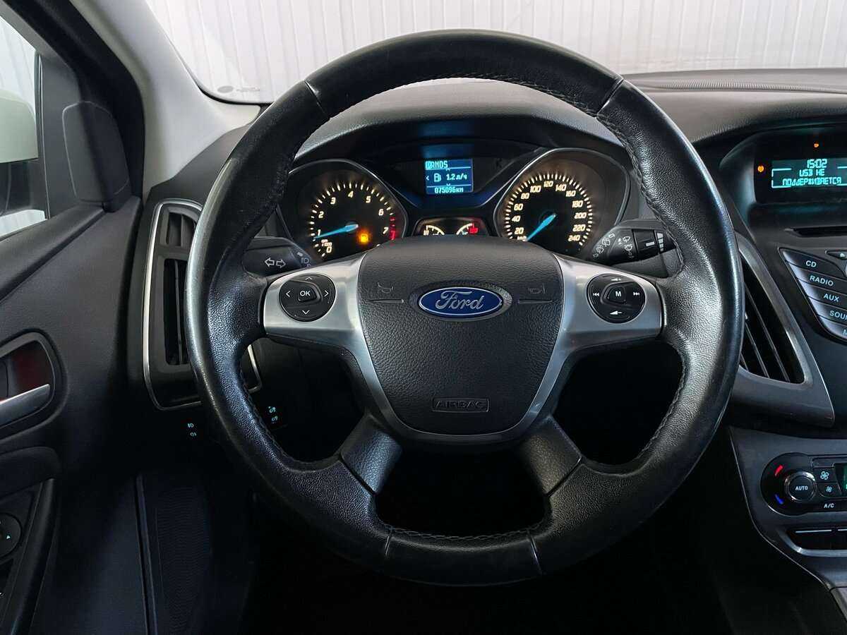 Купить Ford Focus с пробегом. Фото: #9