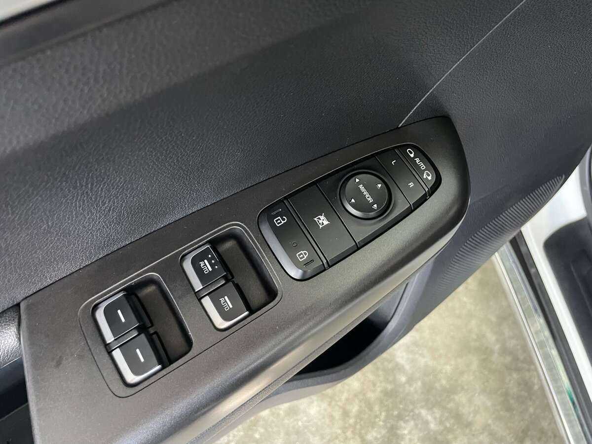 Купить Kia Sportage с пробегом. Фото: #19
