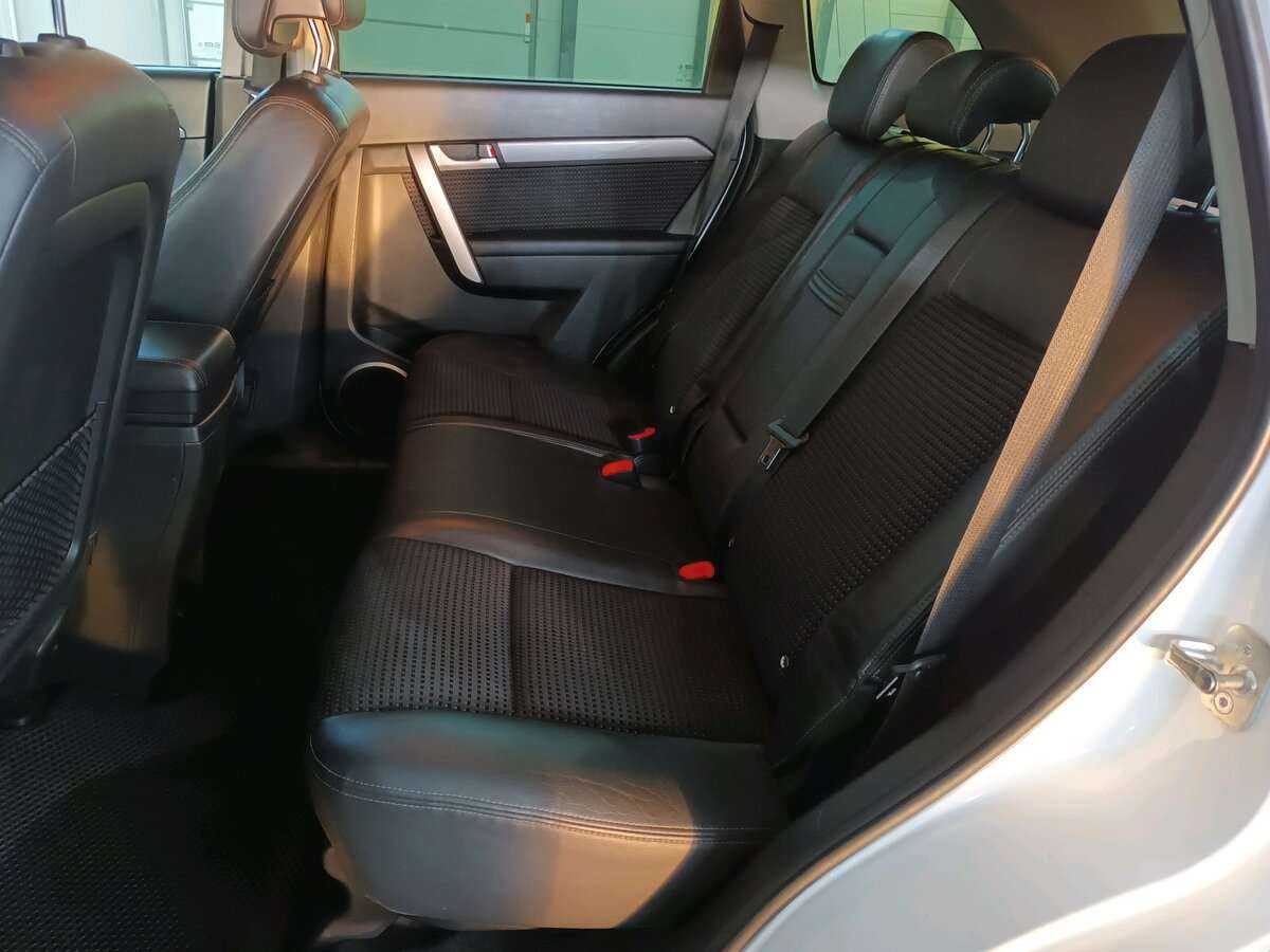 Купить Chevrolet Captiva с пробегом. Фото: #14