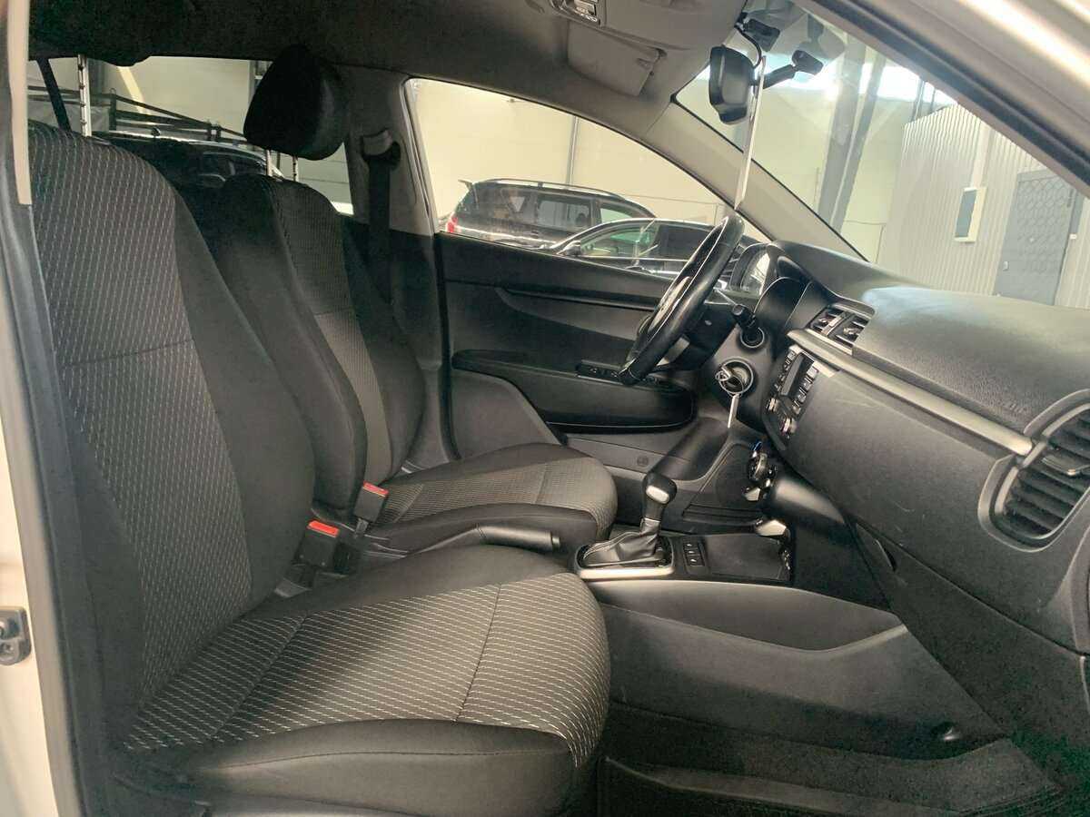 Купить Kia Rio с пробегом. Фото: #14