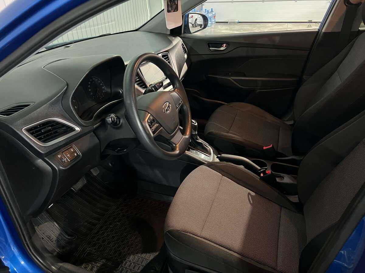 Купить Hyundai Solaris с пробегом. Фото: #9