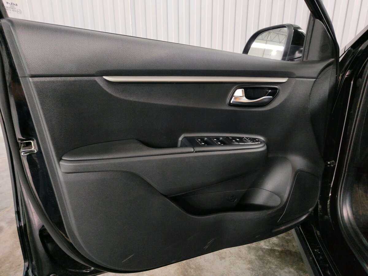 Купить Kia Rio с пробегом. Фото: #11