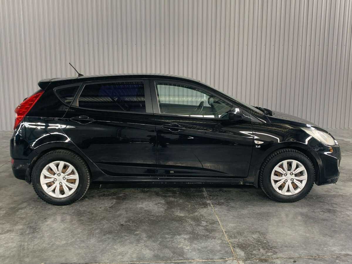 Купить Hyundai Solaris с пробегом. Фото: #3