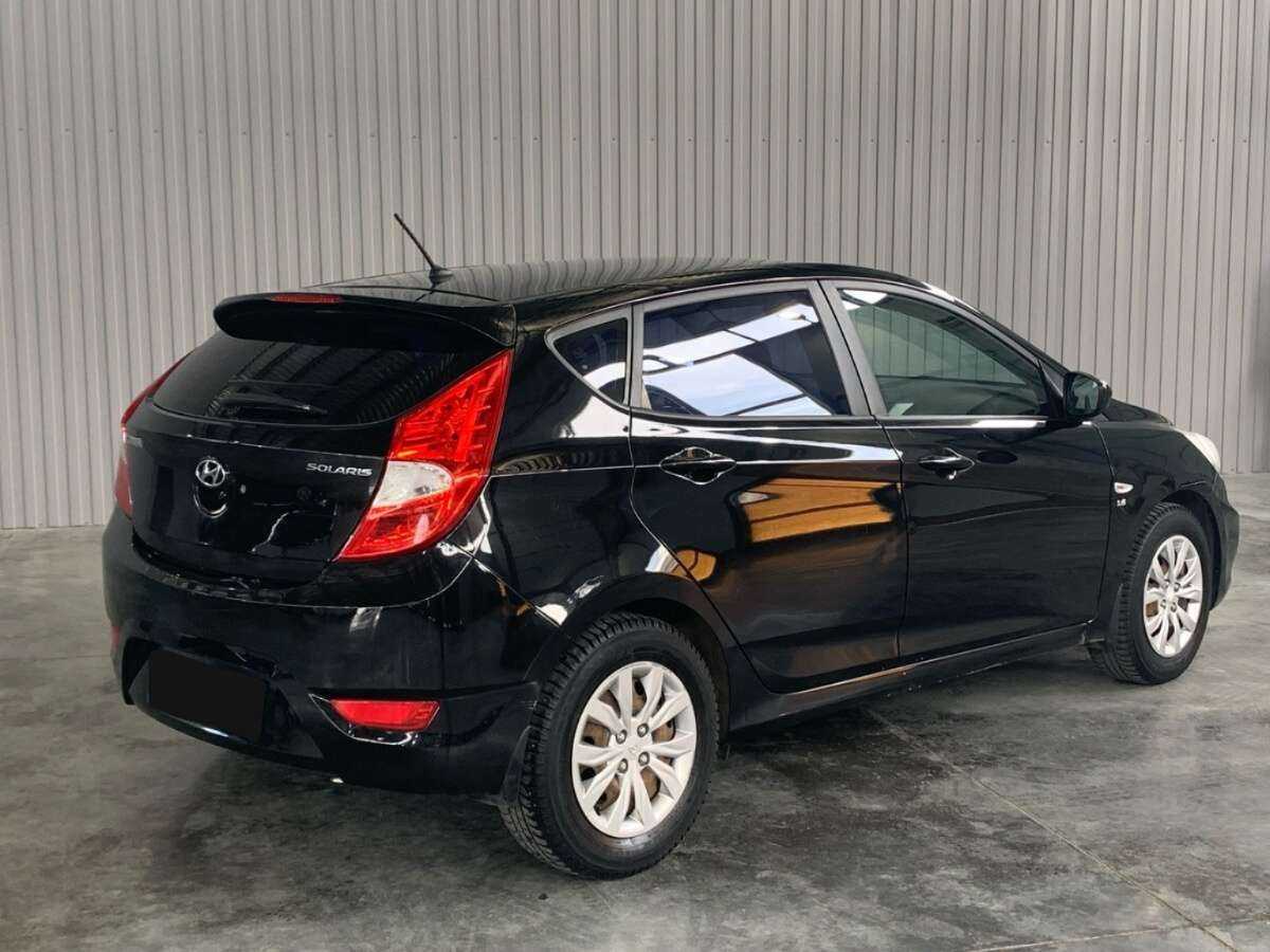 Купить Hyundai Solaris с пробегом. Фото: #4