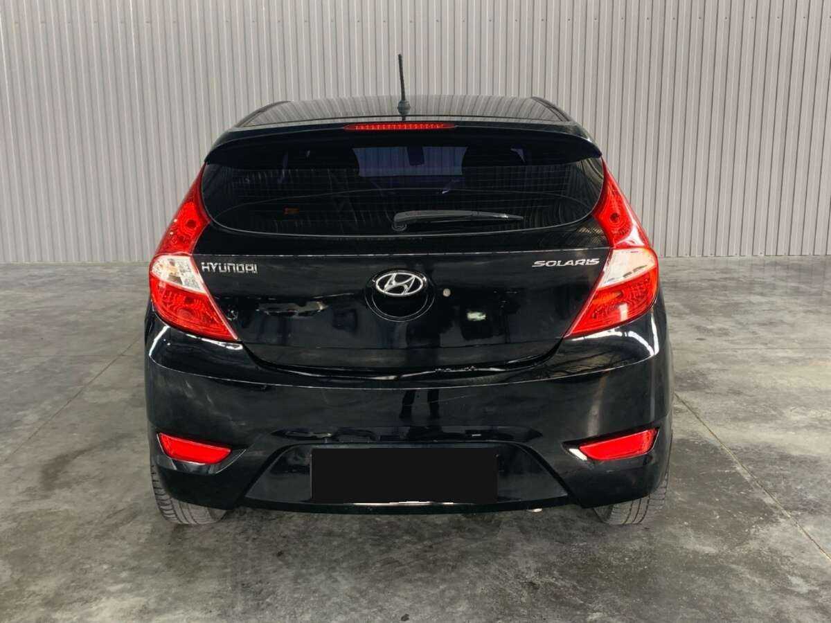 Купить Hyundai Solaris с пробегом. Фото: #5
