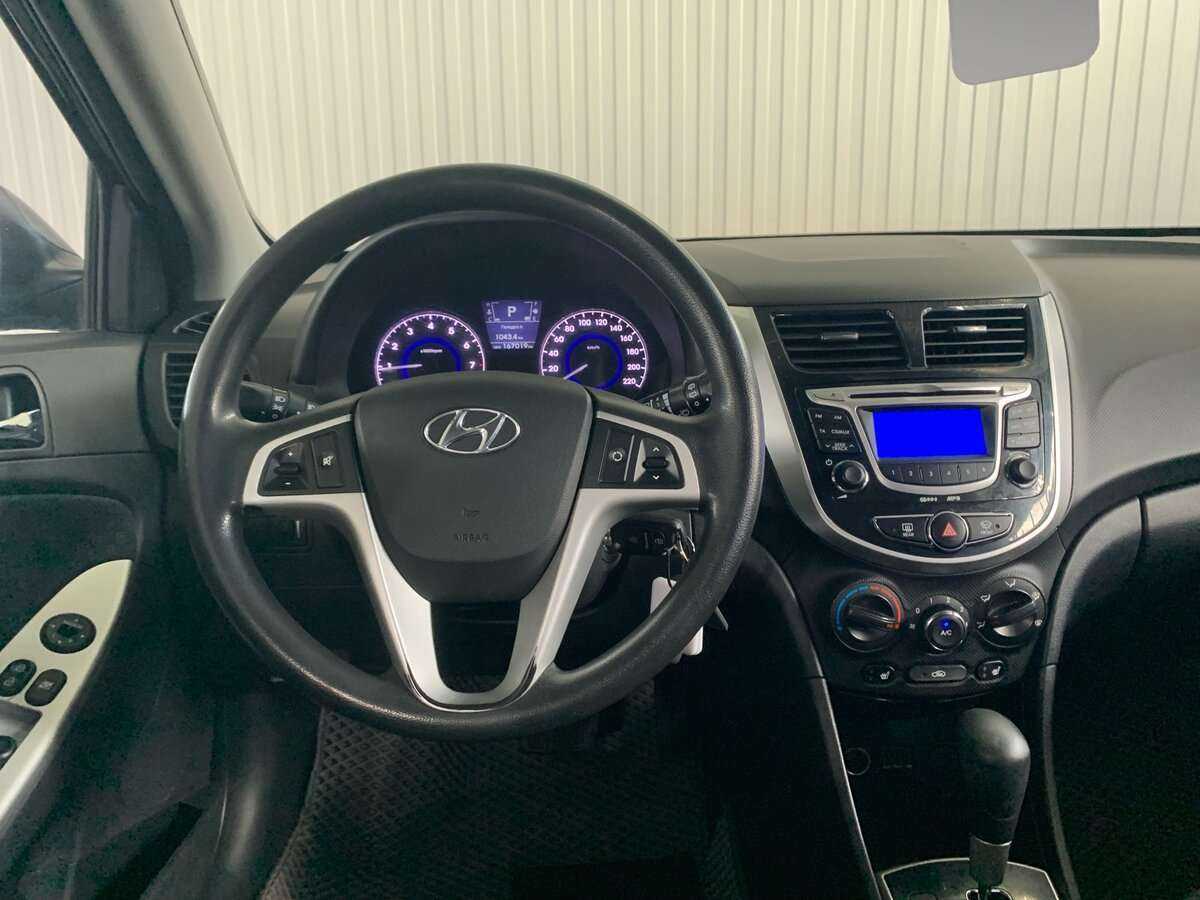 Купить Hyundai Solaris с пробегом. Фото: #8