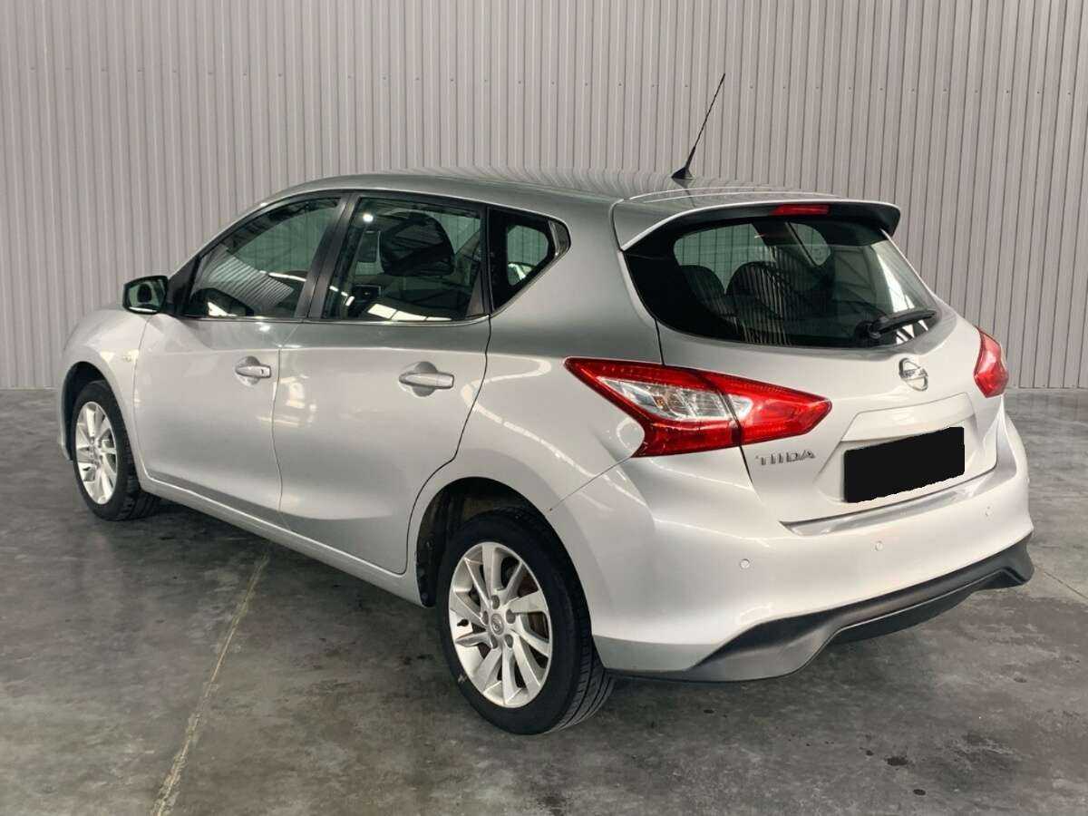 Купить Nissan Tiida с пробегом. Фото: #6