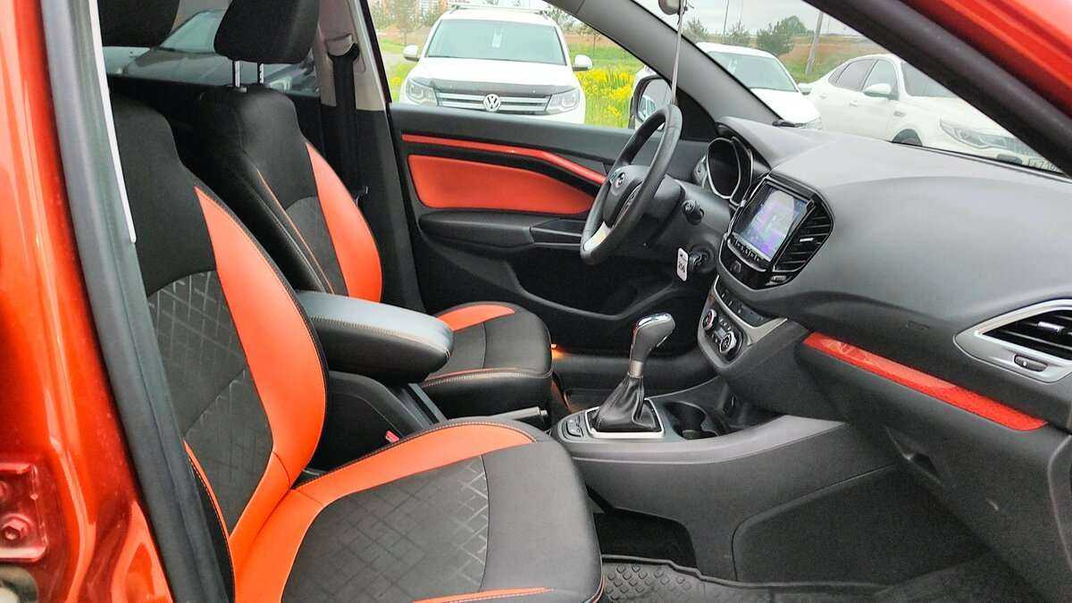 Купить Lada (ВАЗ) Vesta с пробегом. Фото: #14