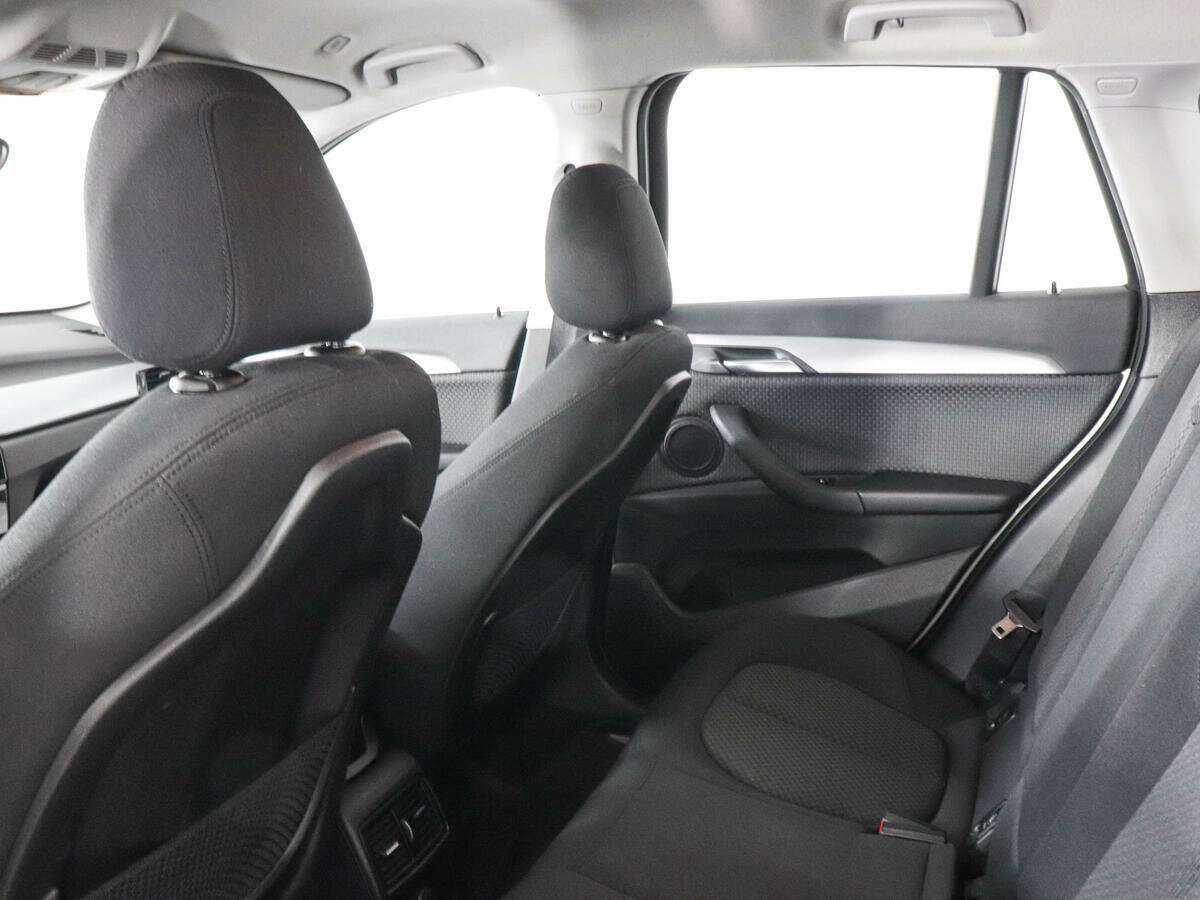 Купить BMW X1 с пробегом. Фото: #10