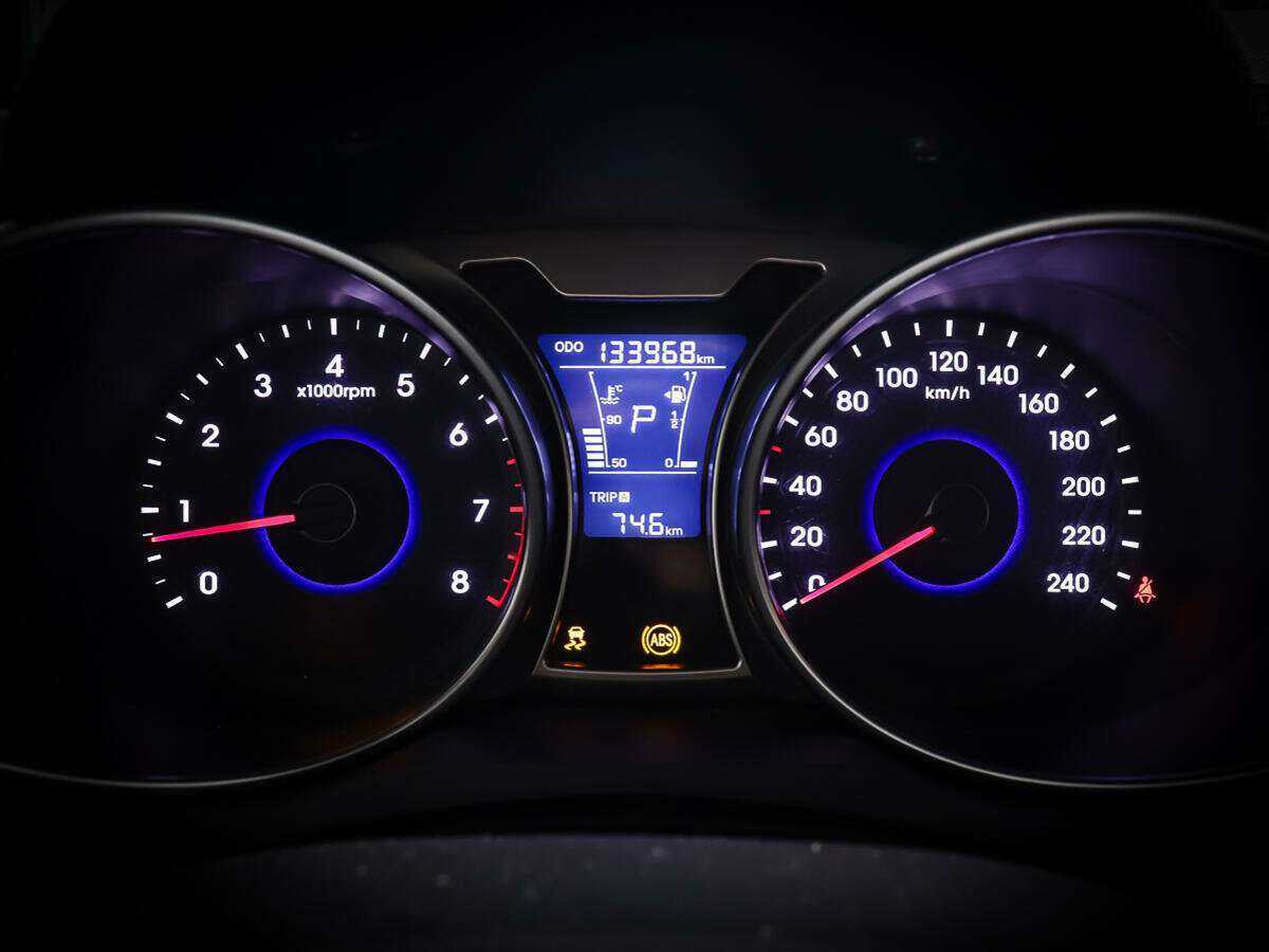 Купить Hyundai Veloster с пробегом. Фото: #11