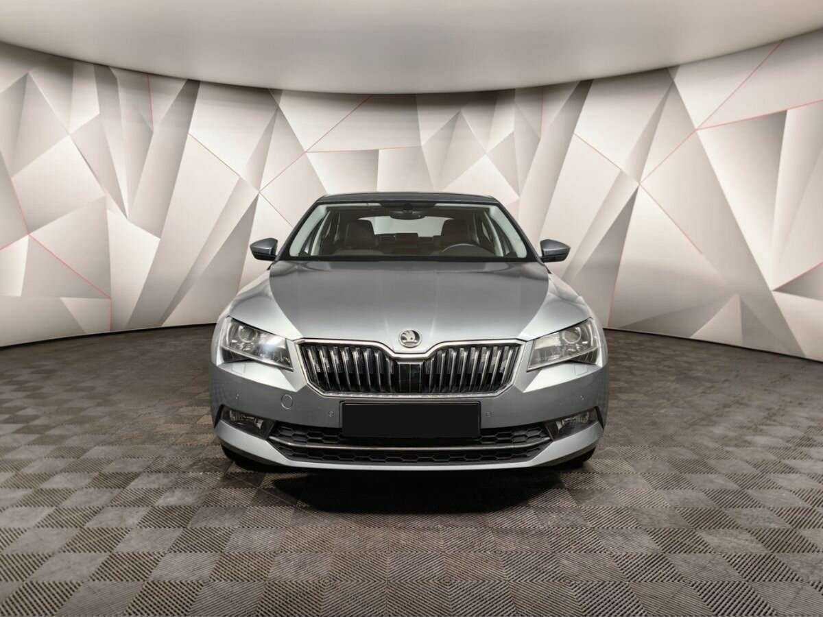 Купить Skoda Superb с пробегом. Фото: #6