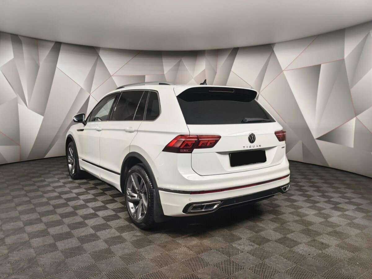 Купить Volkswagen Tiguan с пробегом. Фото: #3