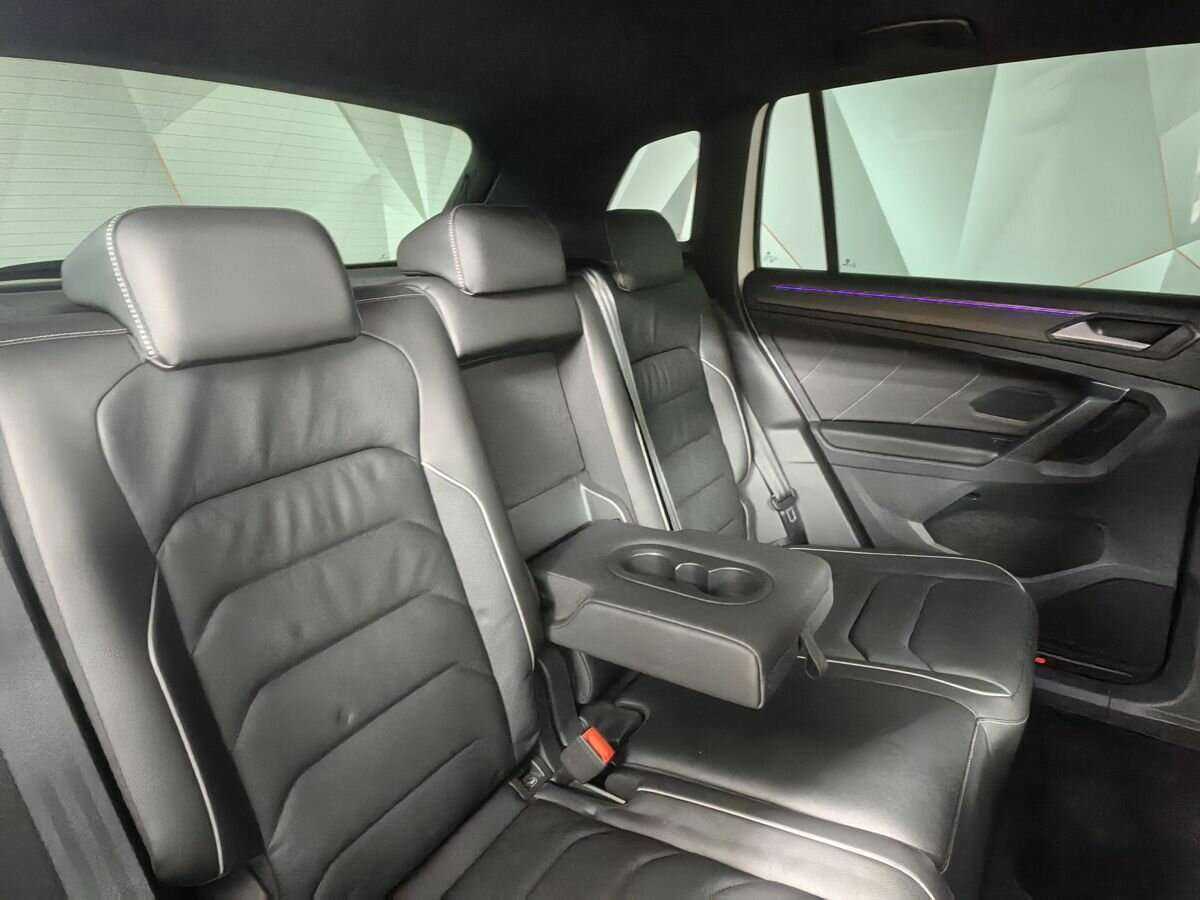 Купить Volkswagen Tiguan с пробегом. Фото: #12