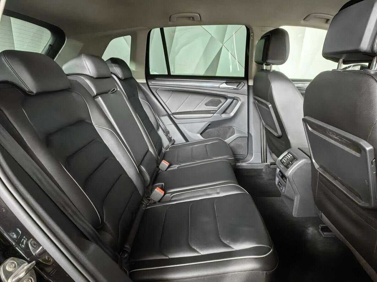 Купить Volkswagen Tiguan с пробегом. Фото: #11