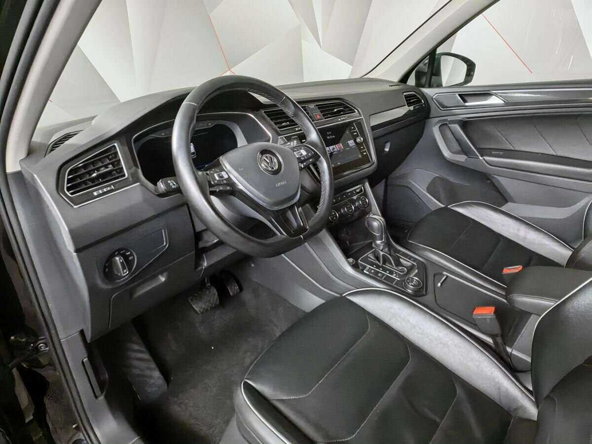 Купить Volkswagen Tiguan с пробегом. Фото: #13