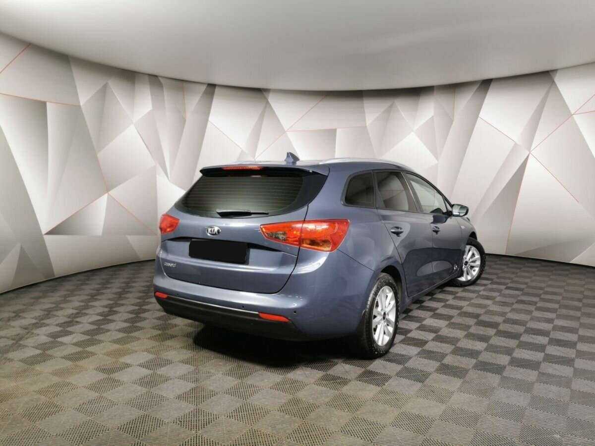 Купить Kia Ceed с пробегом. Фото: #1
