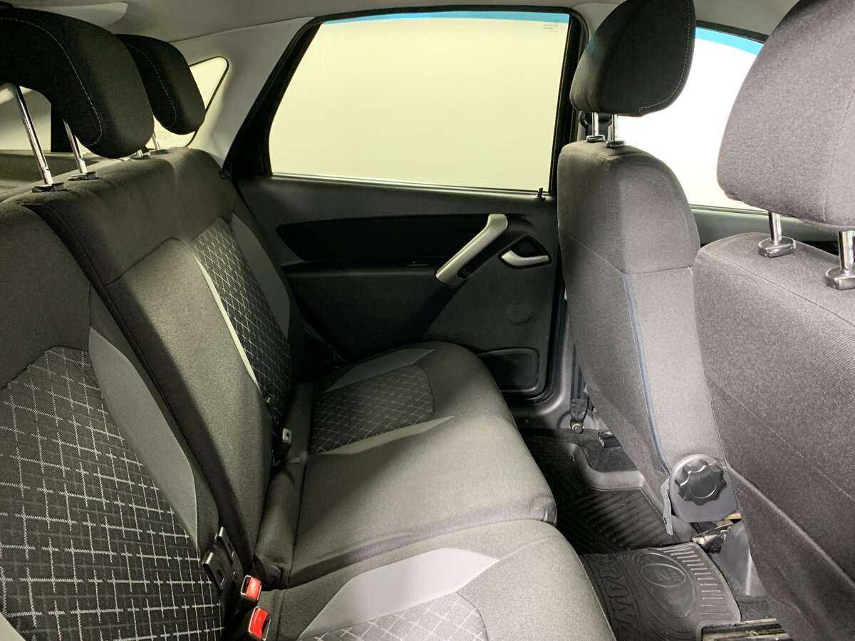 Купить Lada (ВАЗ) Granta с пробегом. Фото: #14