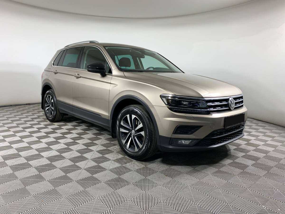 Купить Volkswagen Tiguan с пробегом. Фото: #2
