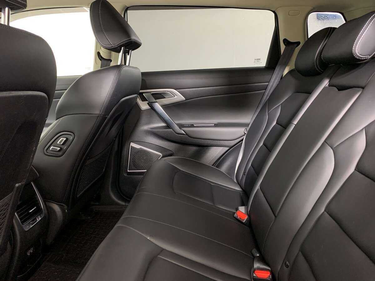 Купить Geely Atlas с пробегом. Фото: #14