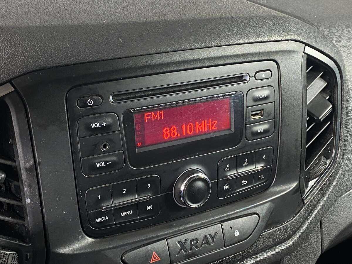 Купить Lada (ВАЗ) XRAY с пробегом. Фото: #12