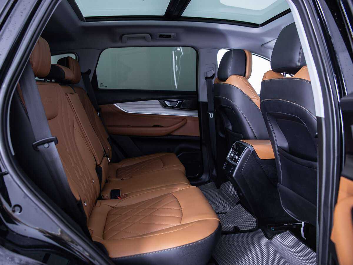 Купить Chery Tiggo 8 Pro Max с пробегом. Фото: #18