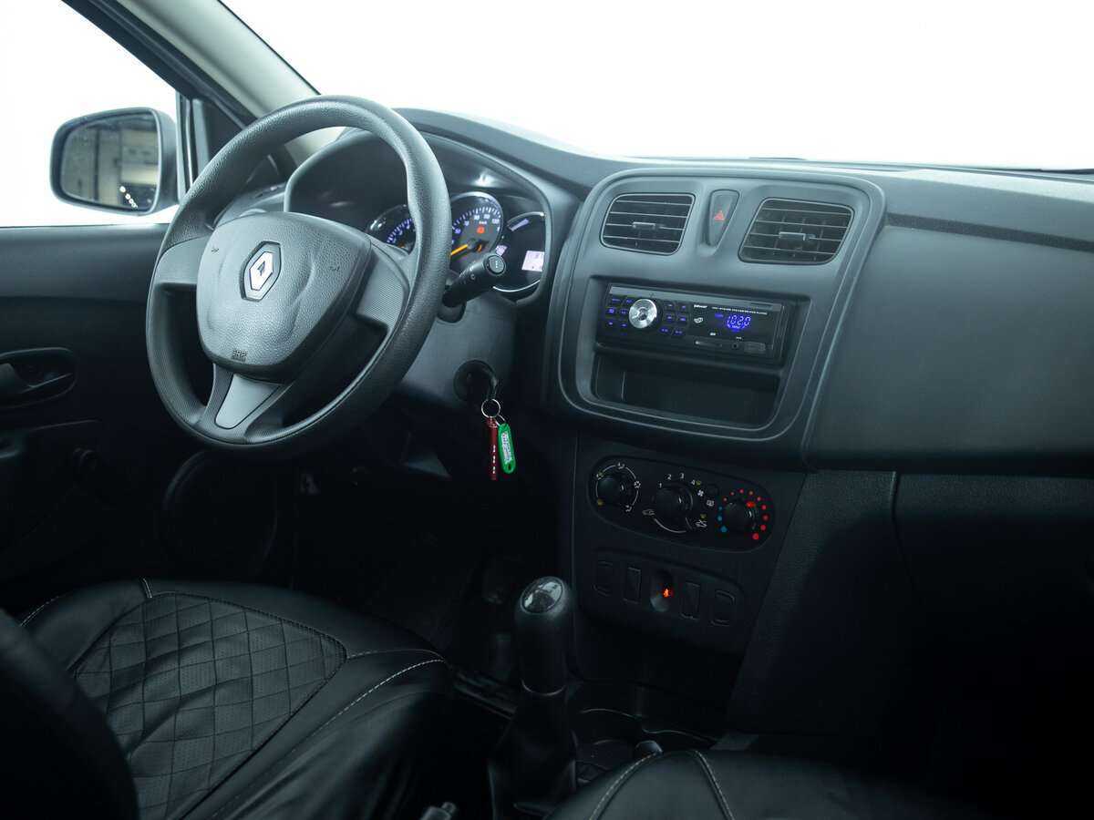 Купить Renault Sandero с пробегом. Фото: #9