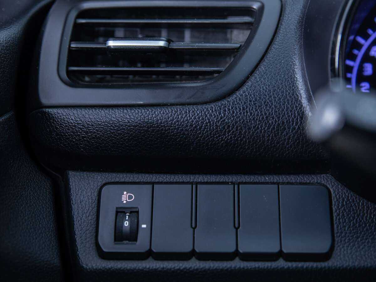 Купить Kia Rio с пробегом. Фото: #12