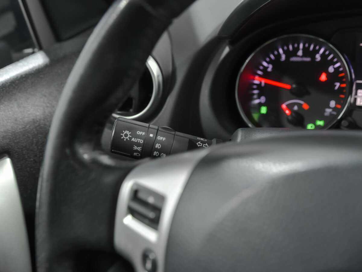 Купить Nissan Qashqai+2 с пробегом. Фото: #6