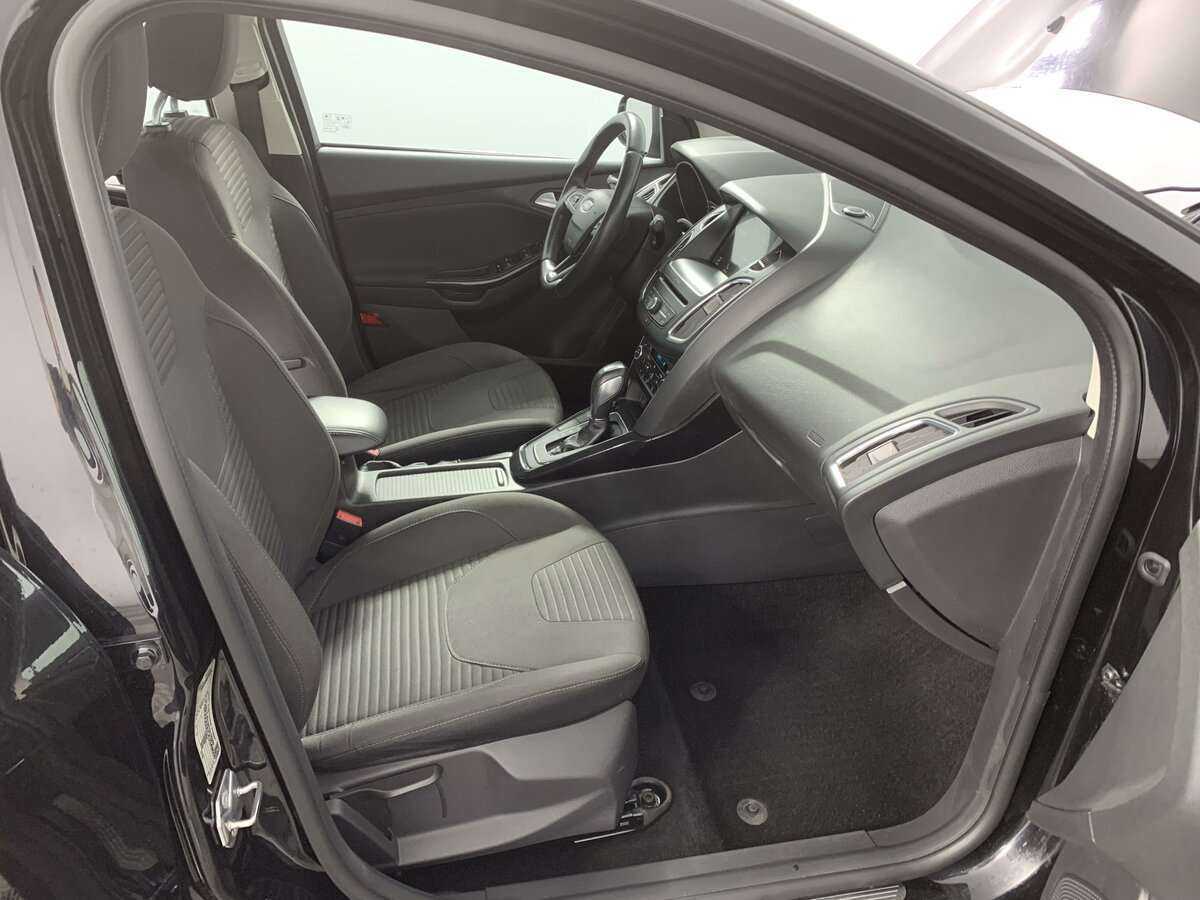 Купить Ford Focus с пробегом. Фото: #15