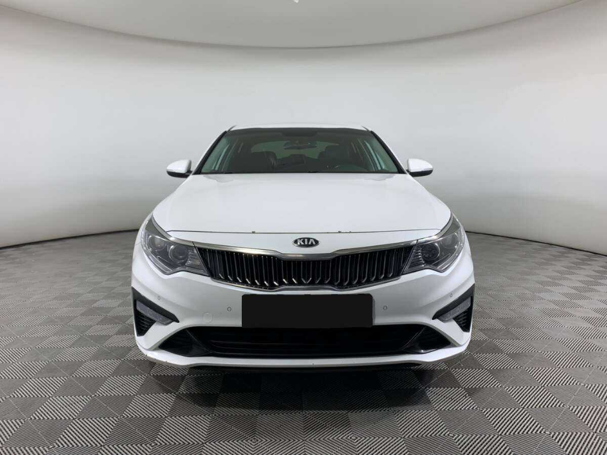Купить Kia Optima с пробегом. Фото: #1