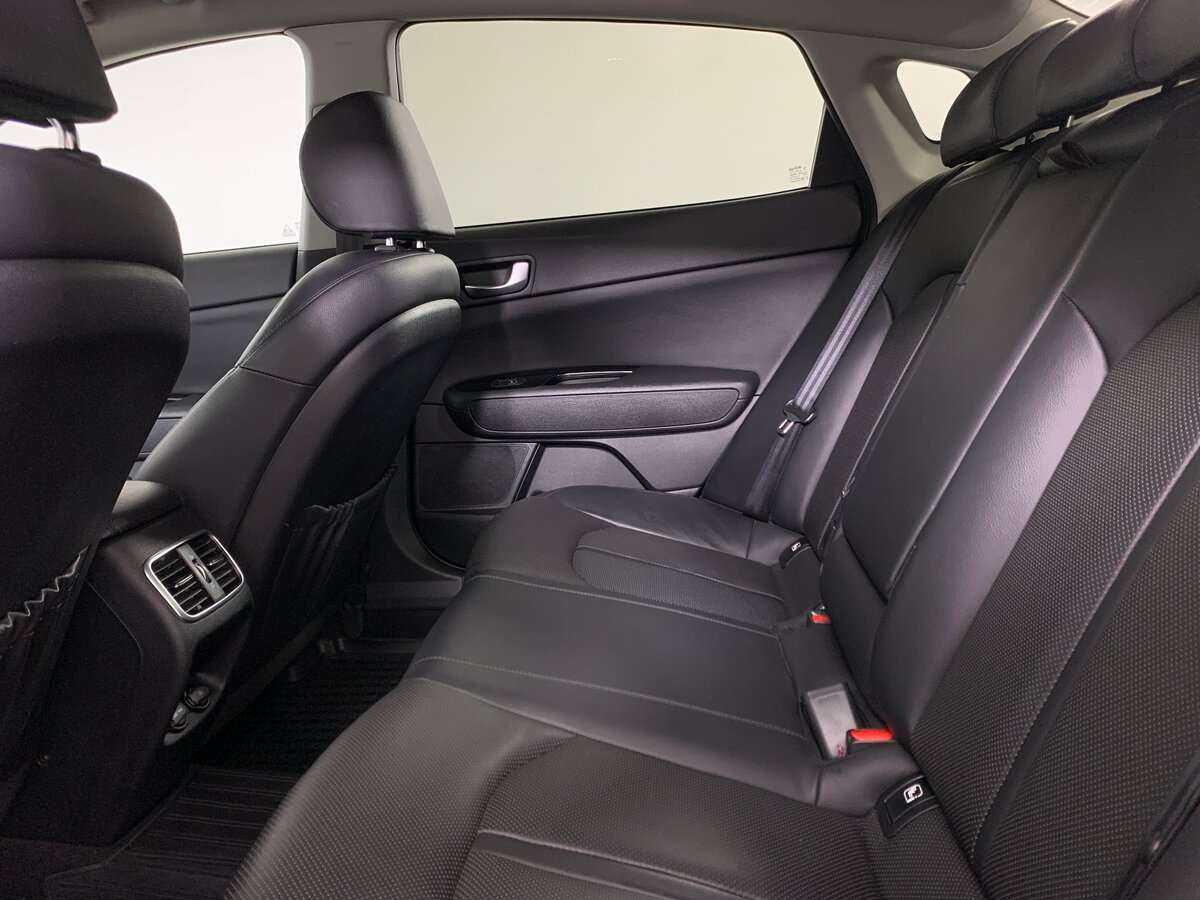 Купить Kia Optima с пробегом. Фото: #15