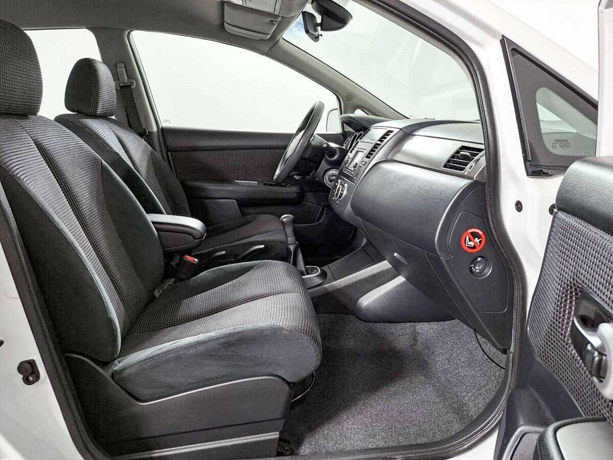 Купить Nissan Tiida с пробегом. Фото: #8