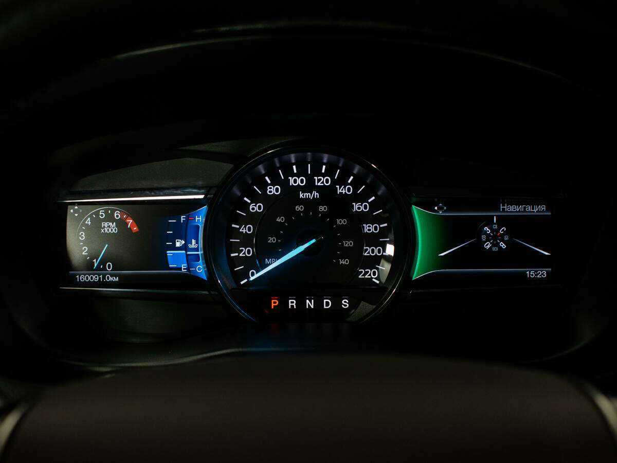 Купить Ford Explorer с пробегом. Фото: #11