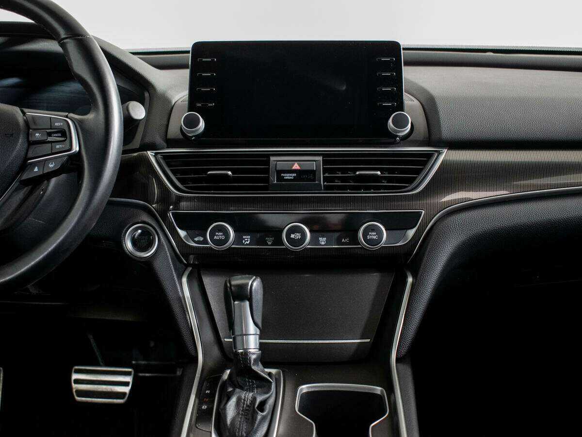 Купить Honda Accord с пробегом. Фото: #8