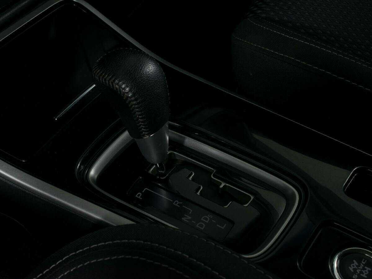 Купить Mitsubishi Outlander с пробегом. Фото: #15