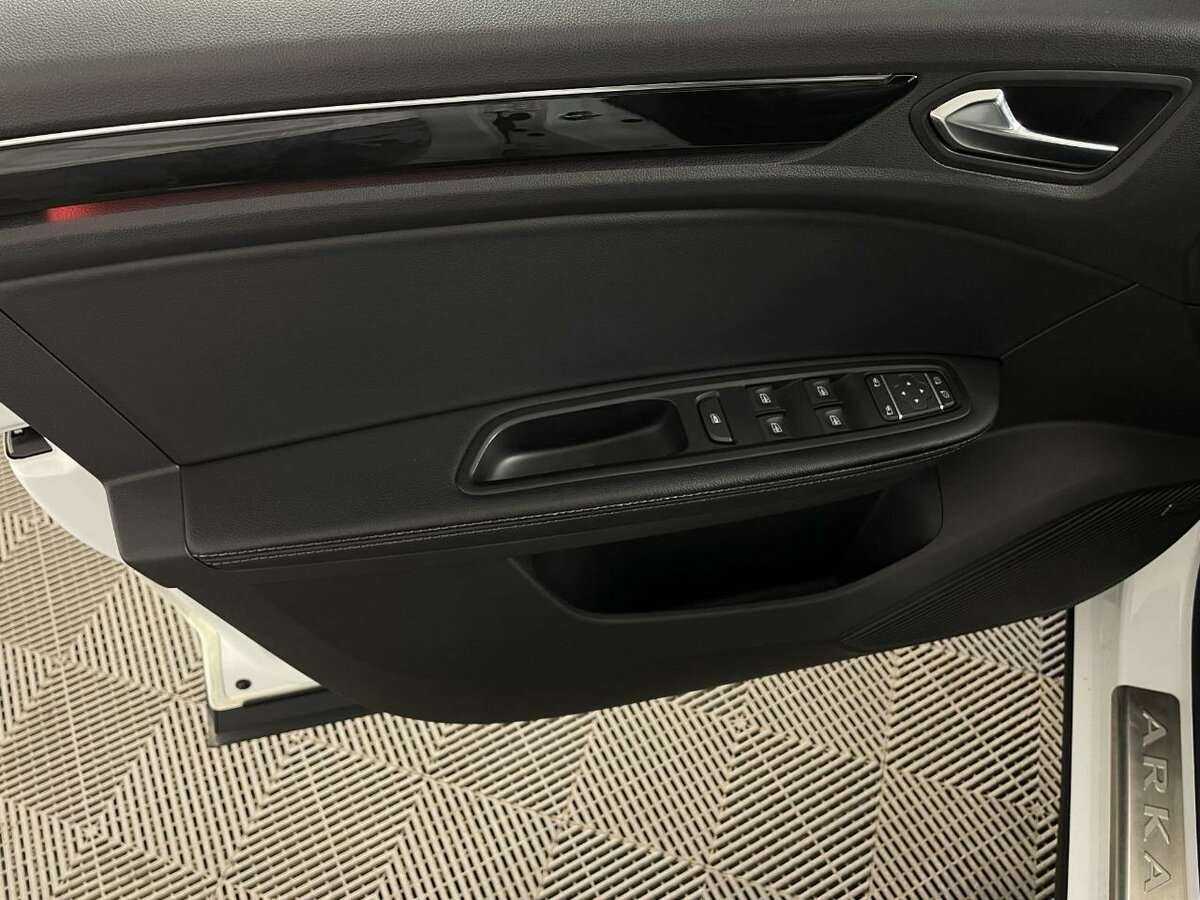 Купить Renault Arkana с пробегом. Фото: #7