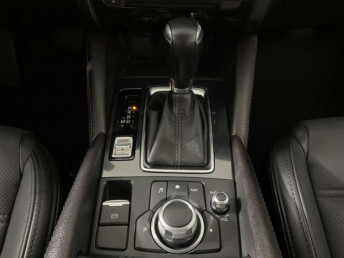 Купить Mazda 6 с пробегом. Фото: #11