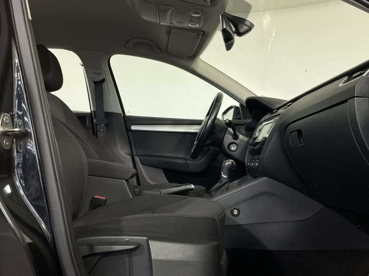 Купить Skoda Octavia с пробегом. Фото: #13