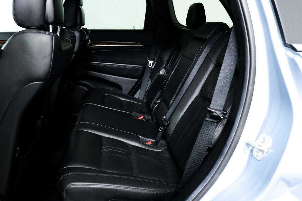 Купить Jeep Grand Cherokee с пробегом. Фото: #11