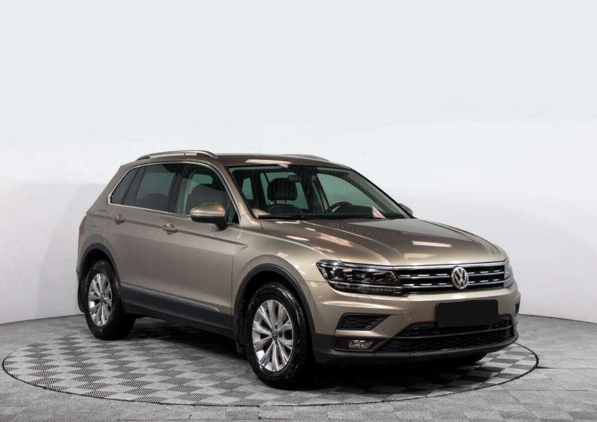 Купить Volkswagen Tiguan с пробегом. Фото: #1